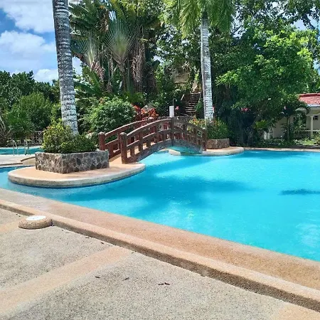 Reddoorz Plus @ Costa Roca Balamban