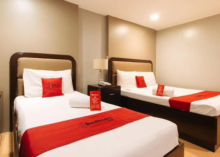 Reddoorz @ Costa Roca Balamban Cebu