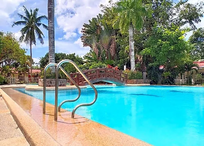 Reddoorz @ Costa Roca Balamban 3* Cebu