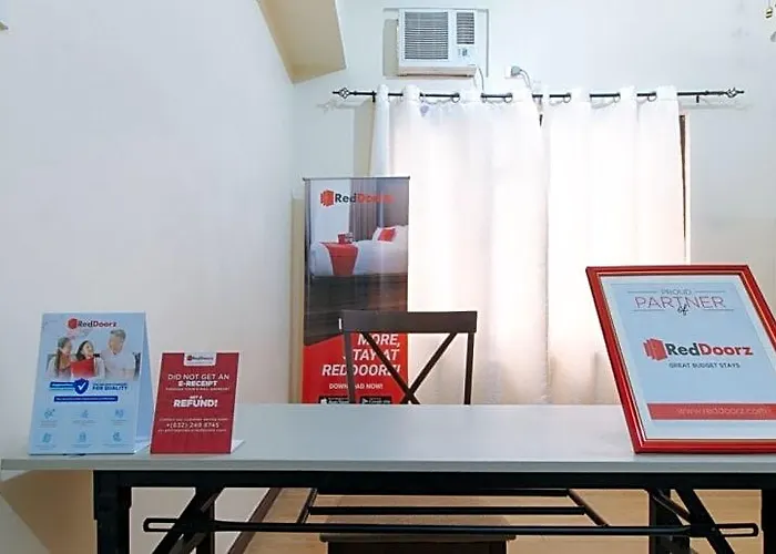 Reddoorz @ Costa Roca Balamban